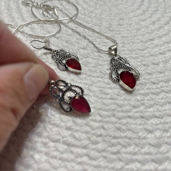 Beautiful SIMULATED RUBY Handmade Sterling 925 Necklace & Matching #440D - Picture 2 of 3